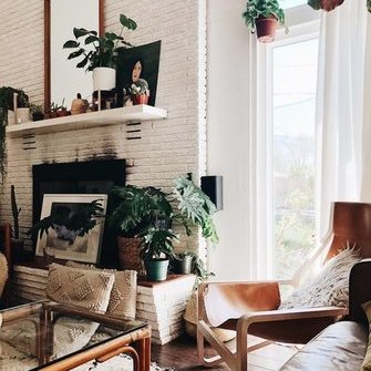 Source: https://www.myscandinavianhome.com/2018/08/a-relaxed-boho-family-home-on-edge-of.html